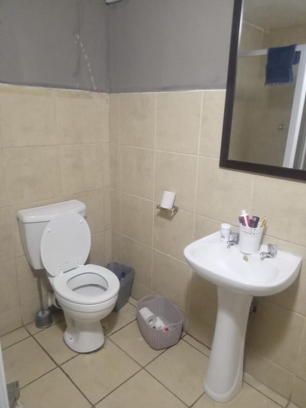 2 Bedroom Property for Sale in Rustenburg Central North West